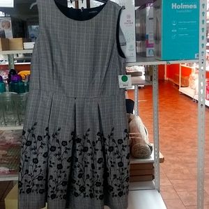 Liz claiborne dress size 16